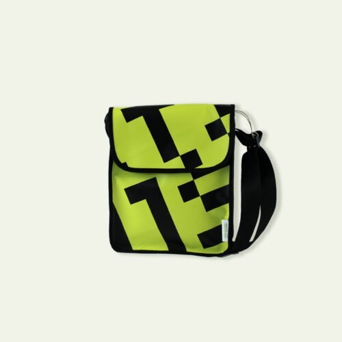 Bandolera mini, lona publicitaria reciclada - NEÓN